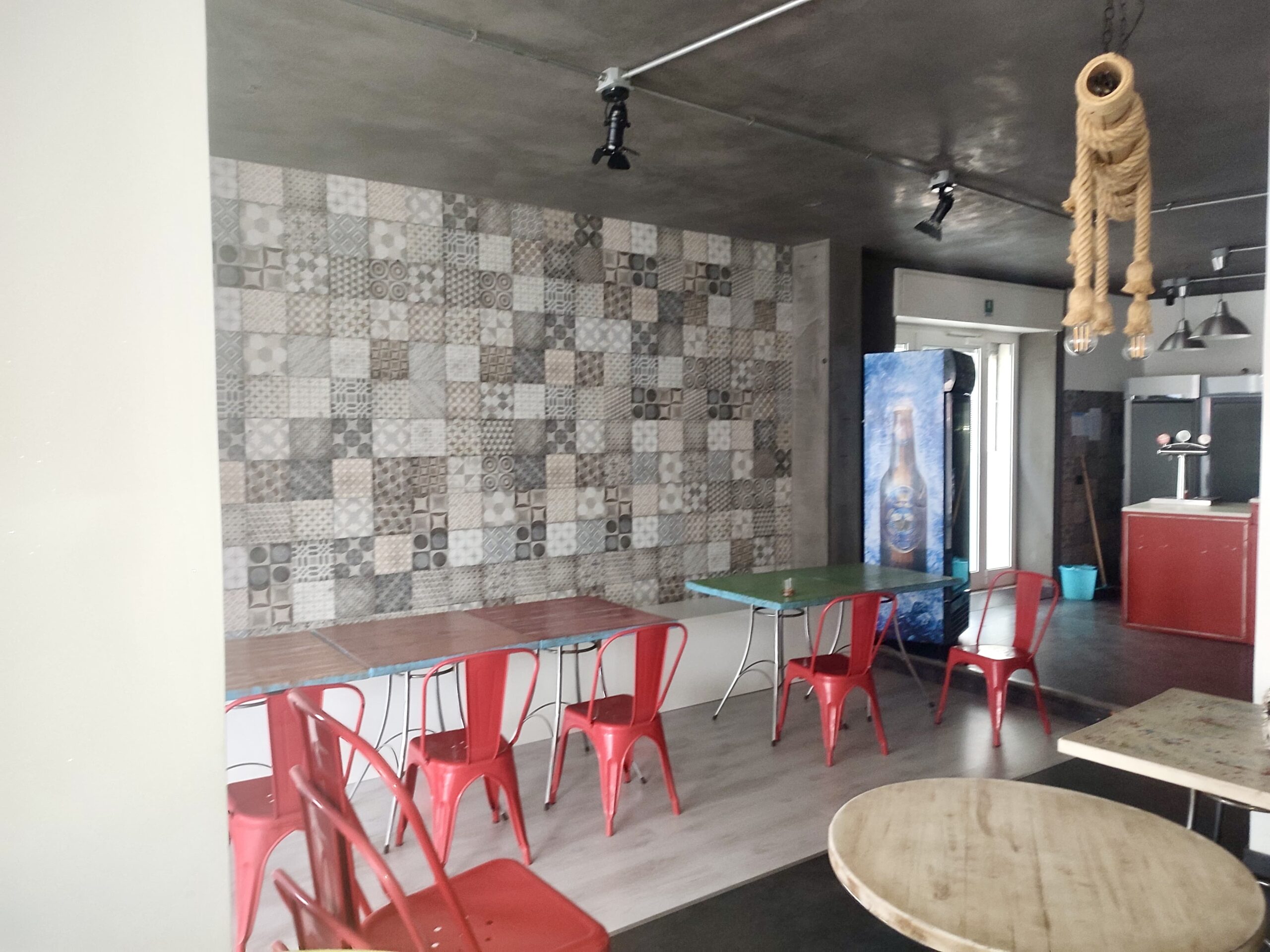 7b85a718-c1db-484f-a0c4-3fe567af56f3 3